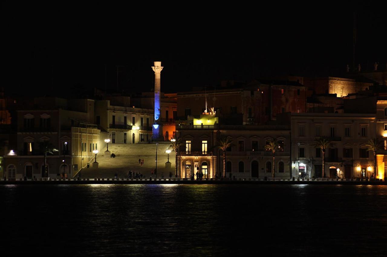 Palazzo Pinto B&B Μπρίντιζι Εξωτερικό φωτογραφία