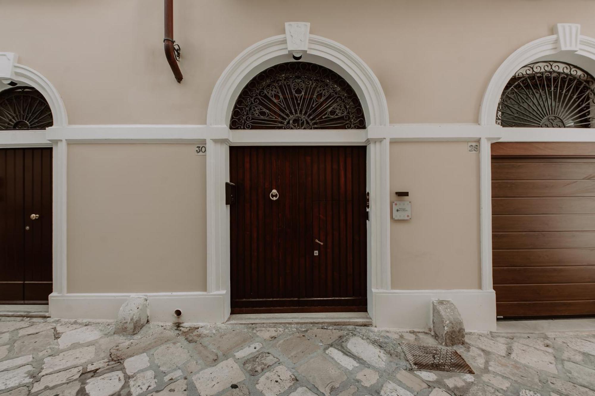 Palazzo Pinto B&B Μπρίντιζι Εξωτερικό φωτογραφία