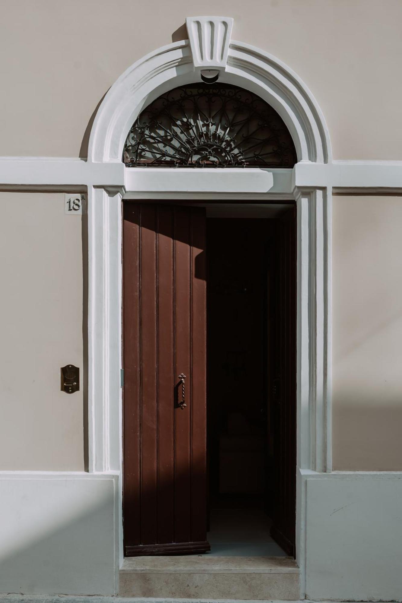 Palazzo Pinto B&B Μπρίντιζι Εξωτερικό φωτογραφία